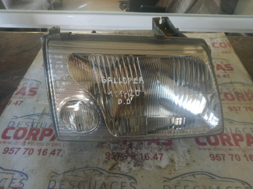 FARO DERECHO MITSUBISHI GALLOPER (HYUNDAI)(02.1998) 