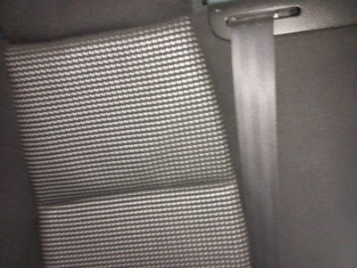 CINTURON SEGURIDAD TRASERO DERECHO