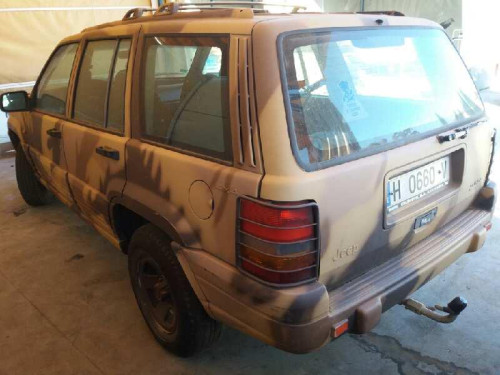  CHRYSLER JEEP CHEROKEE (J) 