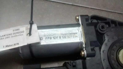 MOTOR ELEVALUNAS DELANTERO DERECHO, VOLKSWAGEN, PASSAT BERLINA (3B2)