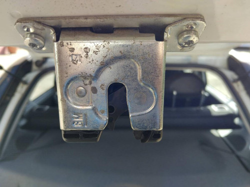 CERRADURA MALETERO / PORTON Opel Corsa C (2003->) OPEL Corsa C (2003->) 