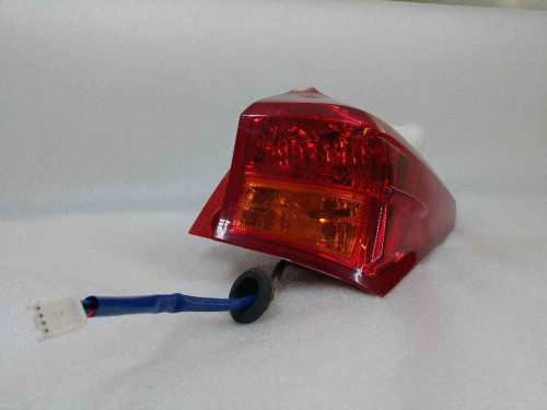  PILOTO TRASERO DERECHO TOYOTA AURIS TOURING SPORTS (E18) 