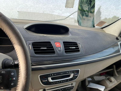 RENAULT MEGANE III BERLINA 5P