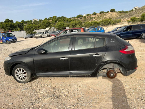 RENAULT MEGANE III BERLINA 5P — автомобиль-донор на запчасти 