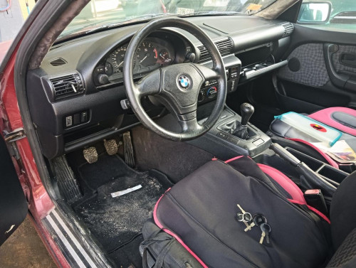 BMW SERIE 3 COMPACTO (E36) — автомобиль-донор на запчасти 
