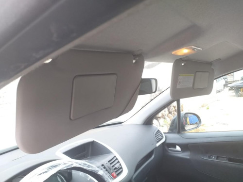 PEUGEOT 207 — vehículo donante para recambios 