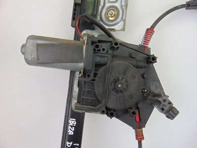 ELEVALUNAS DELANTERO DERECHO, SEAT, IBIZA (6K1)