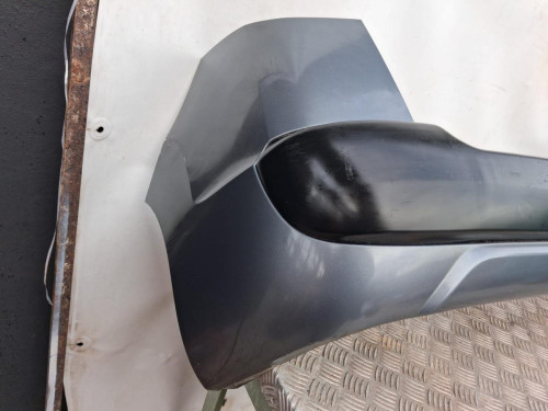PARAGOLPES TRASERO 
