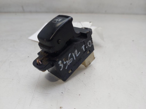  MANDO ELEVALUNAS TRASERO DERECHO HYUNDAI TERRACAN (HP) 