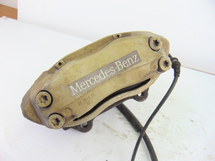 PINZA DE FRENO DELANTERA DERECHA