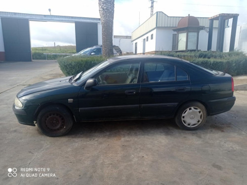 Mitsubishi Carisma Berlina 5 (DA0)(2000->) — автомобиль-донор на запчасти 