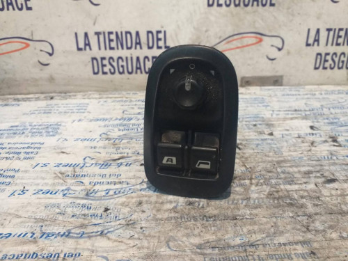  MANDO ELEVALUNAS DELANTERO IZQUIERDO 