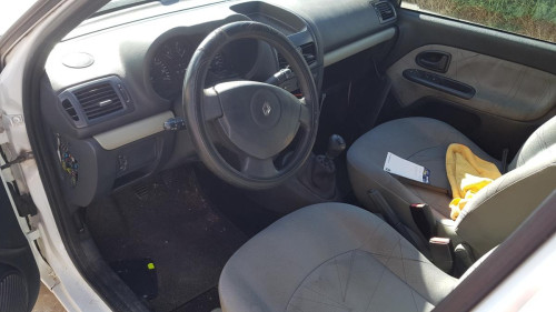  Renault Clio II Symbol (2001->) SIN IDENTIFICAR 