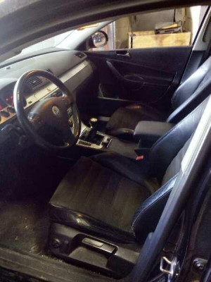 VOLKSWAGEN PASSAT BERLINA (3C2)