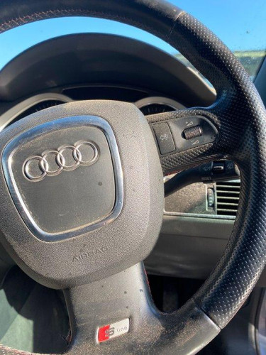  AUDI A6 BERLINA (4F2) 