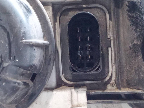  FARO IZQUIERDO SKODA OCTAVIA BERLINA (1U2) 