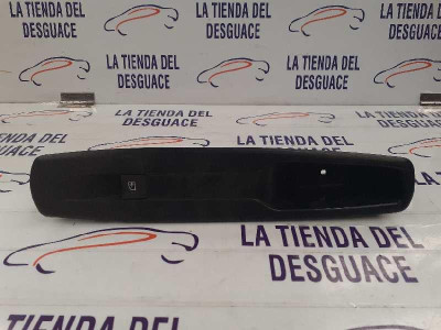 MANDO ELEVALUNAS DELANTERO DERECHO
