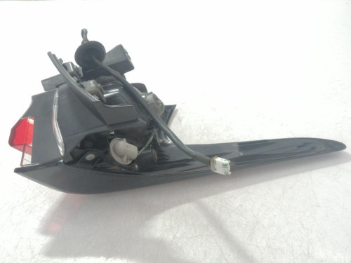  PILOTO TRASERO DERECHO LEXUS NX (AZ10) 