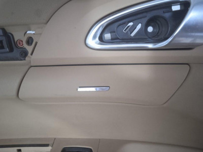 CENICERO, PORSCHE, CAYENNE (TIPO 92A)