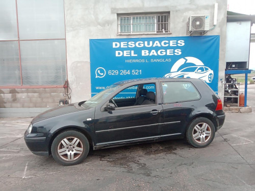 VOLKSWAGEN GOLF IV BERLINA (1J1)(10.1997) — vehículo donante para recambios 