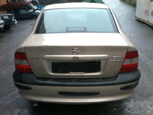  OPEL VECTRA B BERLINA 