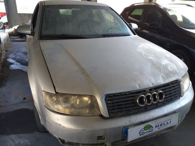 AUDI A4 BERLINA (8E)