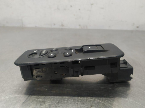  MANDO ELEVALUNAS TRASERO IZQUIERDO LAND ROVER DISCOVERY 