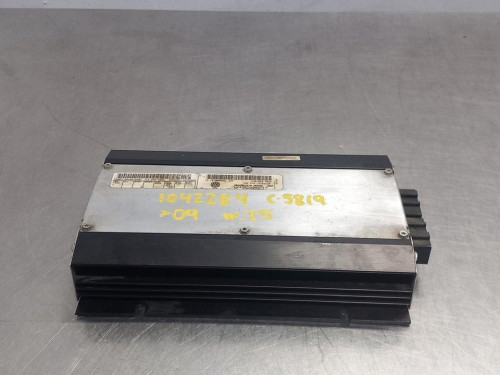  AMPLIFICADOR DE SONIDO VOLKSWAGEN T5 TRANSPORTER BUS (7H) 