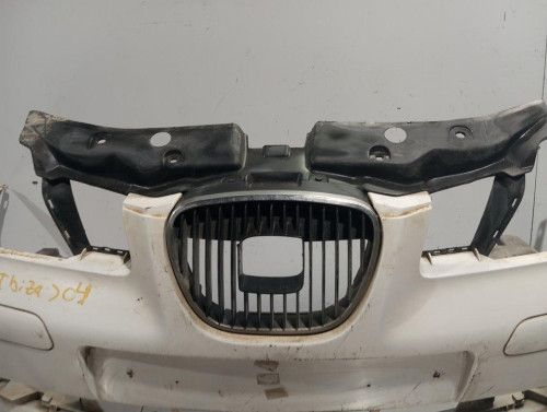  PARAGOLPES DELANTERO 