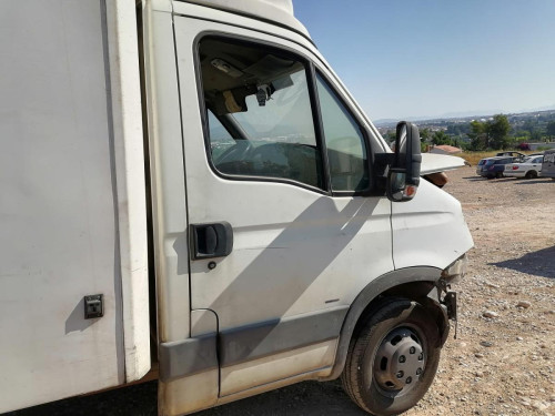 IVECO DAILY FURGÓN — автомобиль-донор на запчасти 
