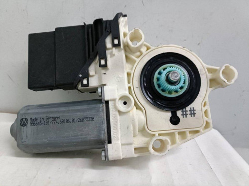MOTOR ELEVALUNAS TRASERO DERECHO Seat LEON (1P1) 