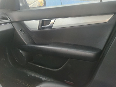 CERRADURA PUERTA DELANTERA DERECHA