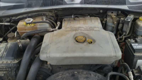  JEEP CHEROKEE (KJ) 