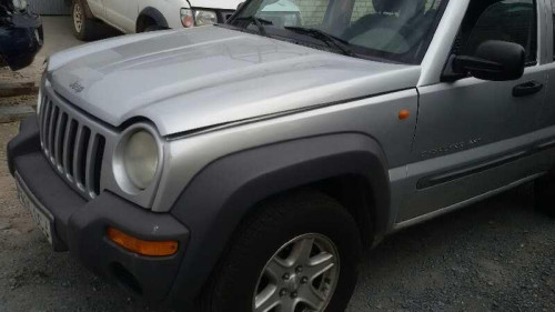  JEEP CHEROKEE (KJ) 