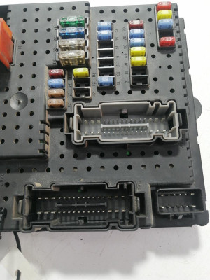 CAJA RELES / FUSIBLES, VOLVO, XC70