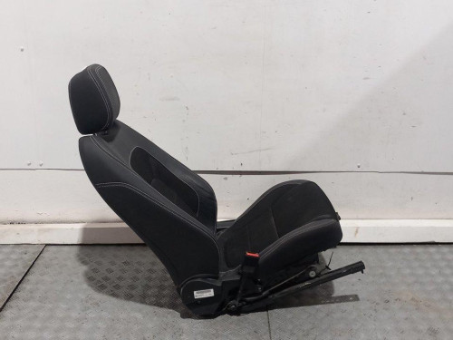  ASIENTO DELANTERO DERECHO 