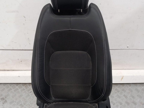  ASIENTO DELANTERO DERECHO 