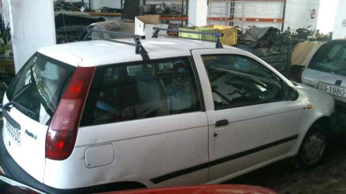  FIAT I PUNTO (176) BERLINA 