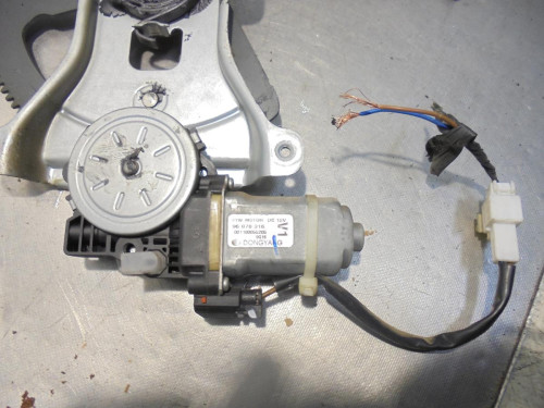 ELEVALUNAS DELANTERO IZQUIERDO Chevrolet AVEO HATCHBACK 