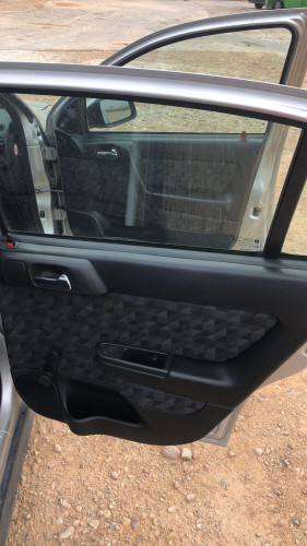 OPEL ASTRA G BERLINA — vehículo donante para recambios 