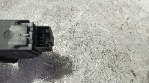 MANDO ELEVALUNAS DELANTERO DERECHO VOLKSWAGEN GOLF VII (5G1/BE1) 