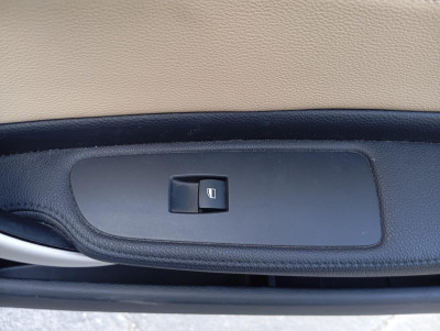 MANDO ELEVALUNAS DELANTERO DERECHO, BMW, SERIE 1 COUPE (E82)