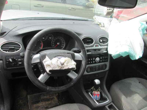  FORD FOCUS BERLINA (CAP) 