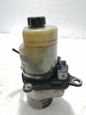 BOMBA DIRECCION, FORD, FOCUS BERLINA (CB4)