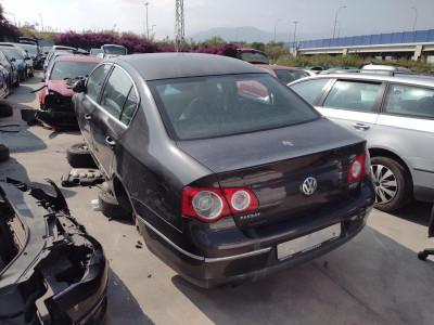 VOLKSWAGEN PASSAT BERLINA (3C2)