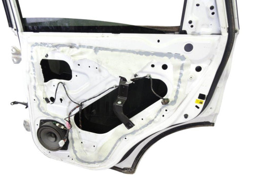  PUERTA TRASERA DERECHA SSANGYONG ACTYON 