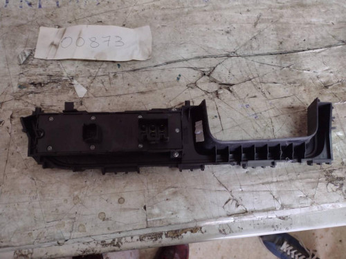  MANDO ELEVALUNAS DELANTERO IZQUIERDO Ford FOCUS BERLINA (CB4) 