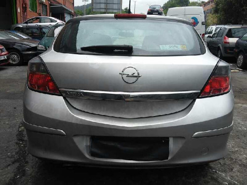 OPEL ASTRA H GTC 
