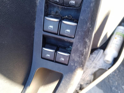 MANDO ELEVALUNAS DELANTERO IZQUIERDO, FORD, PUMA