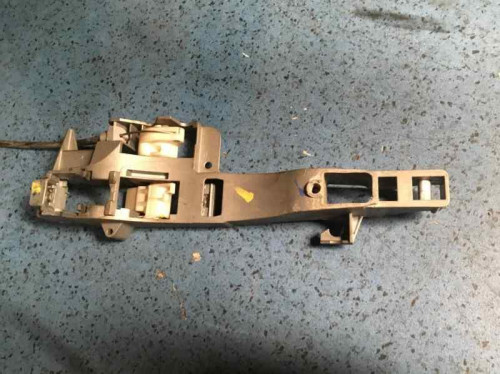 CERRADURA PUERTA TRASERA DERECHA 